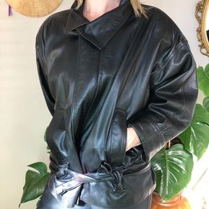 Vintage 90s Y2K Oversized Black Leather Jacket